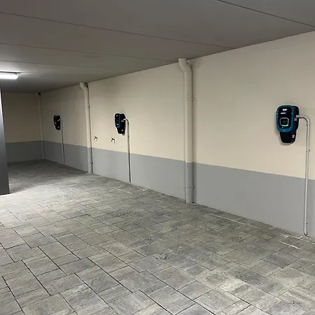 Dei Venti - Fohn By Curtiaffitti * Pianello Del Lario