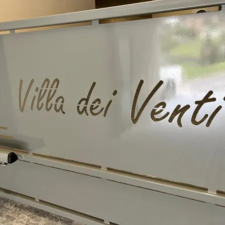 Dei Venti - Fohn By Curtiaffitti Pianello Del Lario