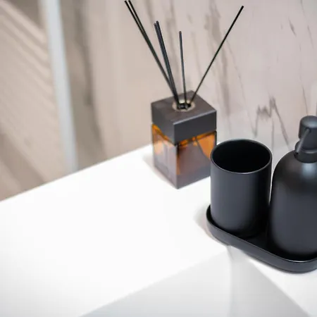 Dei Venti - Fohn By Curtiaffitti * Pianello Del Lario